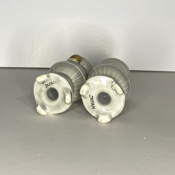 Gray Pot Belly Stove Salt & Pepper Shaker, Vintage - Picture 5 of 8